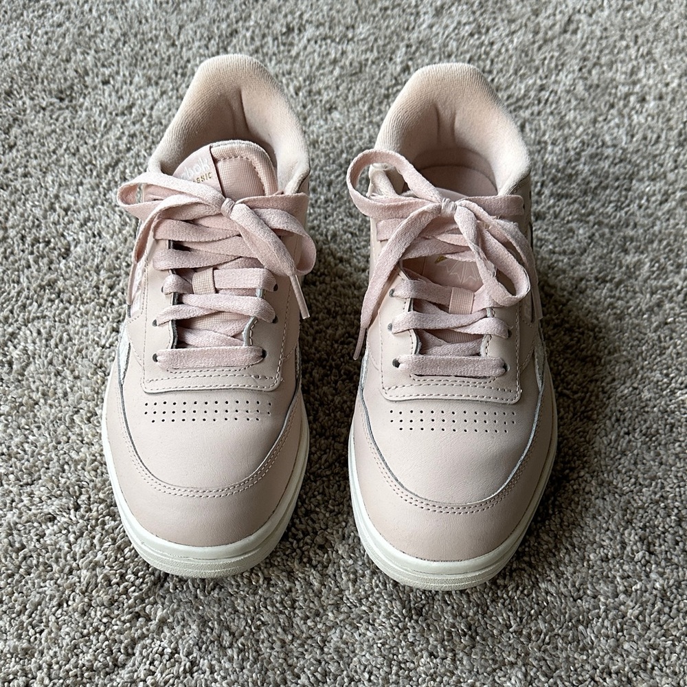 Reebok Women's Soft Pink Sneakers